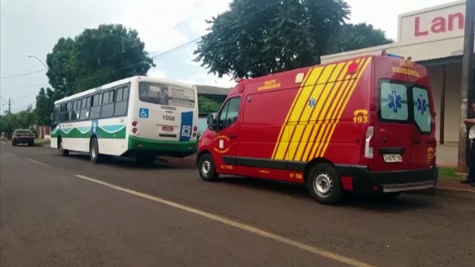 Idoso sofre queda em ônibus e é socorrido pelo Siate