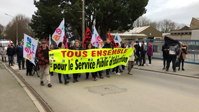 Les enseignants du secondaires se mobilisent contre la réforme du lycée et les suppressions de postes