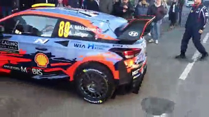 Rallye Monte-Carlo :  Andreas Mikkelsen est en route pour le shakedown