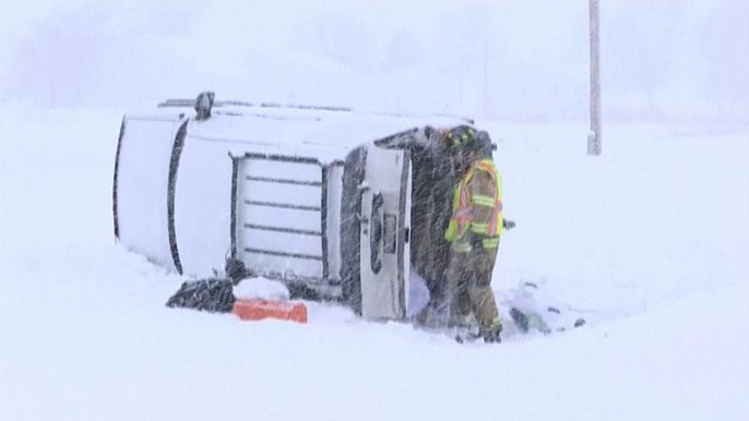 Heavy snowfall makes a mess on roads in US northern states