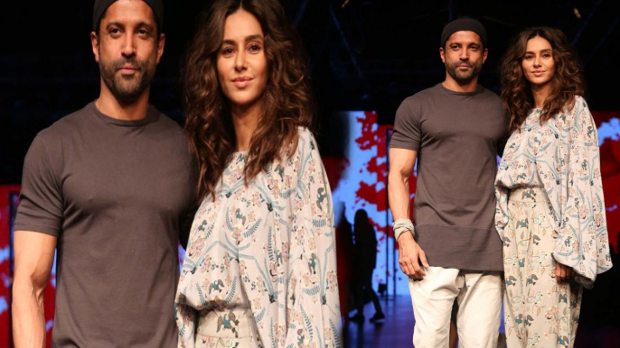 Farhan Akhtar & Shibani Dandekar look adorable at Lakme Fashion Week 2019; Watch Video | Boldsky