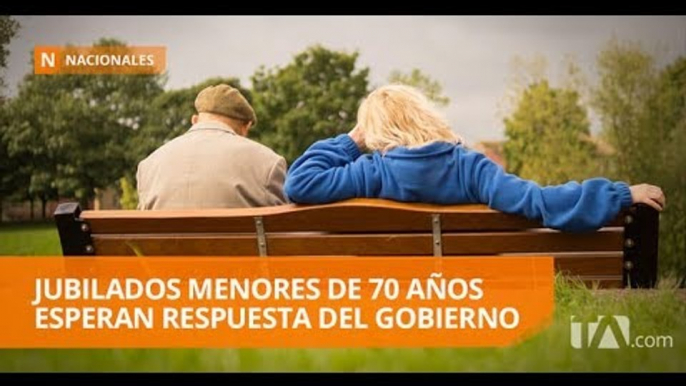 Los jubilados menores de 70 años esperan incentivo de jubilación - Teleamazonas