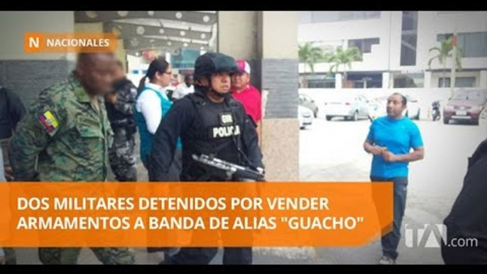 Dos militares detenidos por vender armamentos a banda de alias "Guacho" -Teleamazonas