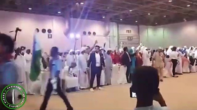 500 People Got Married In Dubai A l Arabic Grand Wedding Ceremony l Wedding Entry l Traditional Wedding Style l Wedding Entrance l With Arabic Musical Band l Highlights of Arab's Collective Wedding l A Row of Grooms is Entering in the Wedding Hall Awesome