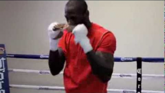 KNOCKOUT KING, BRONZE BOMBER DEONTAY WILDER SHADOW BOXING / iFL TV