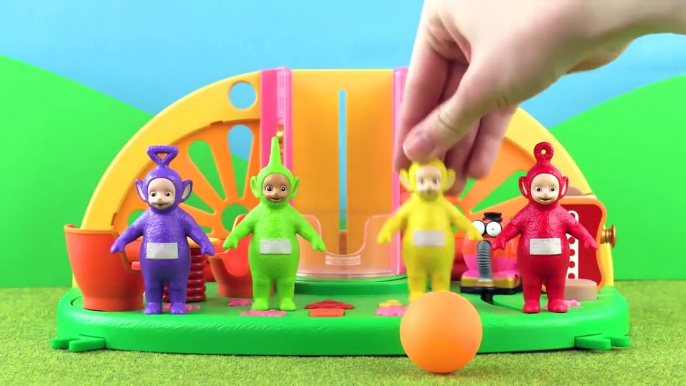 Teletubbies: Teletubbies chase the ball | Toy Play Video | Play games with Teletubbies