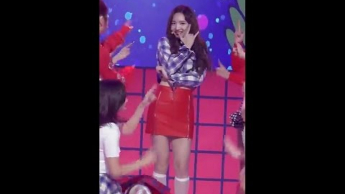 [MPD직캠] 트와이스 나연 직캠 KNOCK KNOCK TWICE Na Yeon Fancam @엠카운트다운_170223