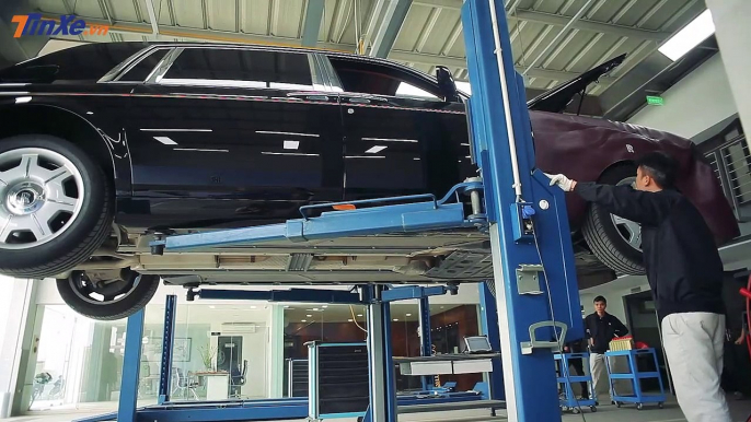 Xe siêu sang Rolls-Royce chính hãng tại Việt Nam được chăm sóc như thế nào-