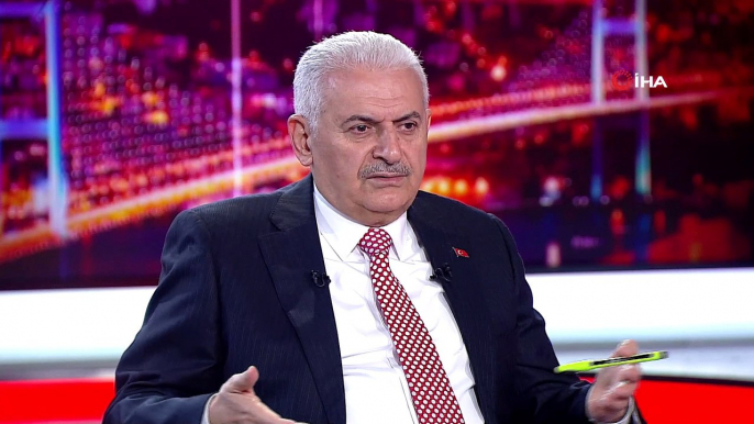 Binali Yıldırım: 'Sokak hayvanları için bir rapor hazırlanmalı'