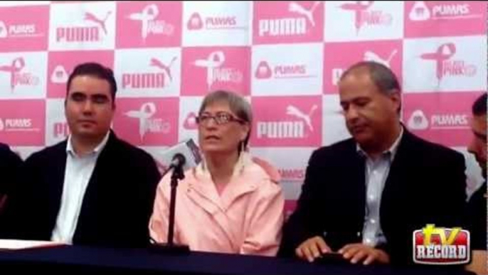 Pumas lanza nueva piel rosa