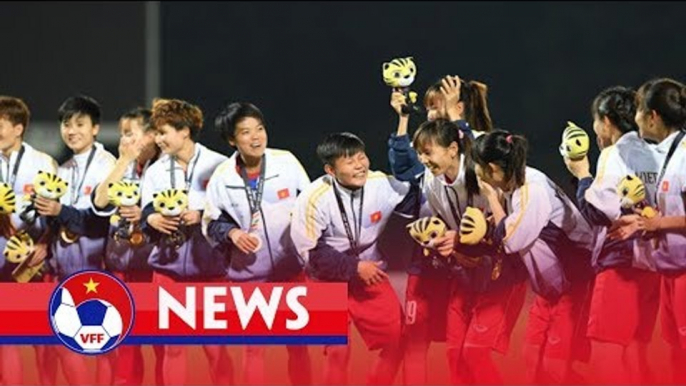 VFF NEWS SỐ 5 | ĐỘI TUYỂN NỮ VIỆT NAM NHẬN MƯA TIỀN THƯỞNG SAU SEA GAMES 29