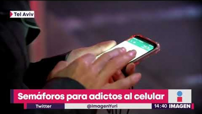 Instalan los primeros semáforos para adictos al celular | Noticias con Yuriria Sierra