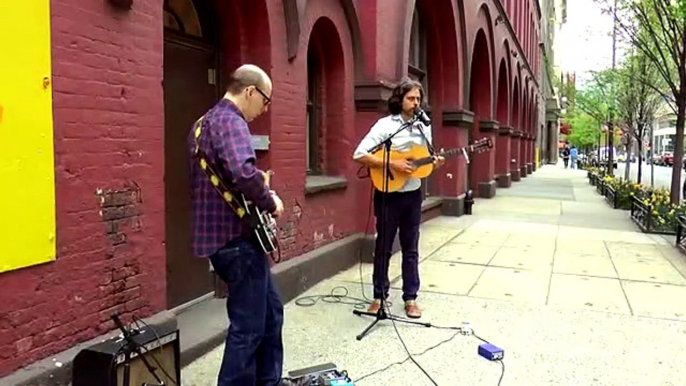 ONE ON ONE: David Berkeley - Willis avenue Bridge / The Wind May 5th, 2018 New York City