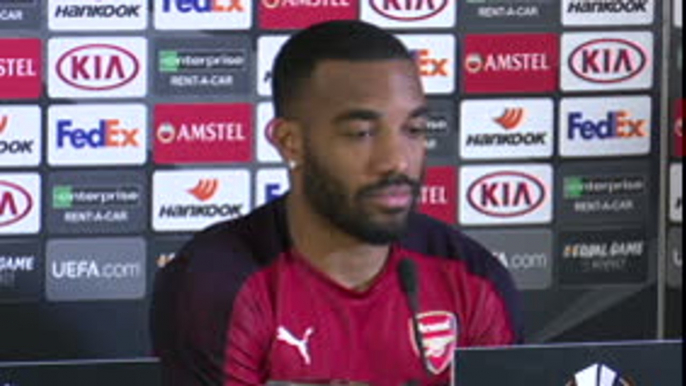 Quarts - Lacazette : "Naples, une vraie équipe italienne"