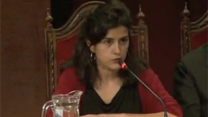 Olga Rodríguez en el acto de apoyo al diario 'Público'