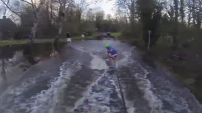 Wakeboarding, lo último en deportes extremos