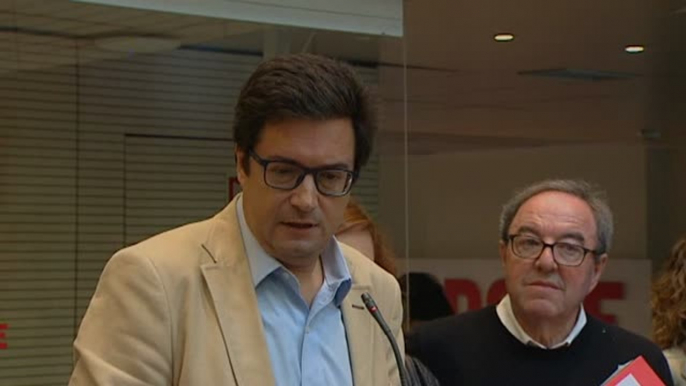 Patxi López presenta 12.000 avales para su candidatura a las primarias