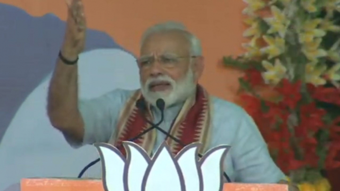 Congress remembers the poor only before elections, says Modi in Odisha | Oneindia News