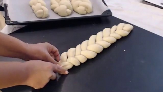 NaomieCook le blog - tresser son pain en epis de ble - Braiding Challah