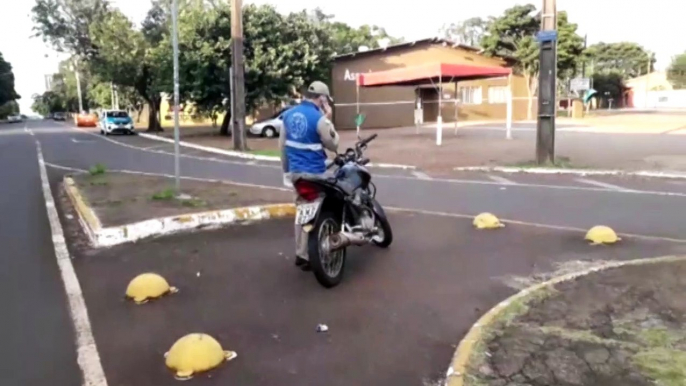 Motociclista fica ferido após sofrer queda no Pq. Verde