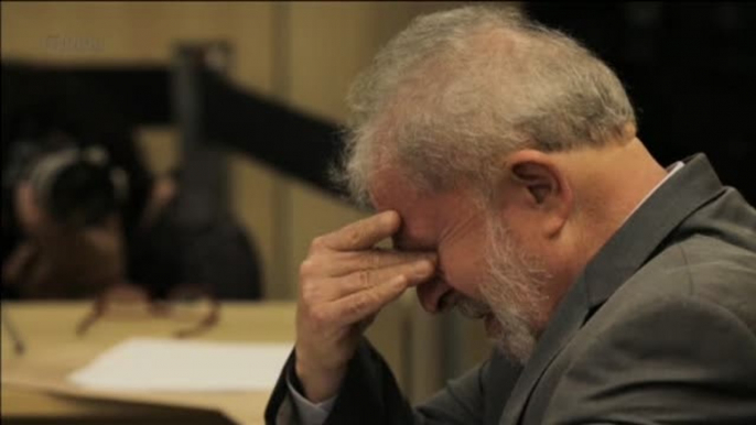Lula concede su primera entrevista desde prisión