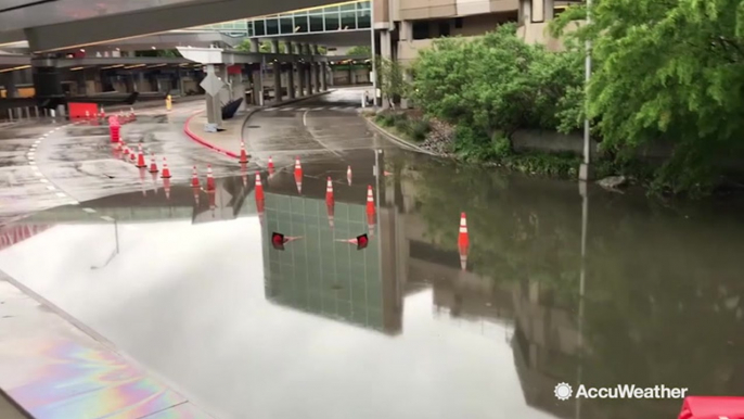 City prepares Love Field Airport for more flooding