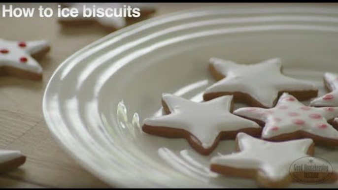 How To Ice Biscuits Beautifully And Professionally | Good Housekeeping UK
