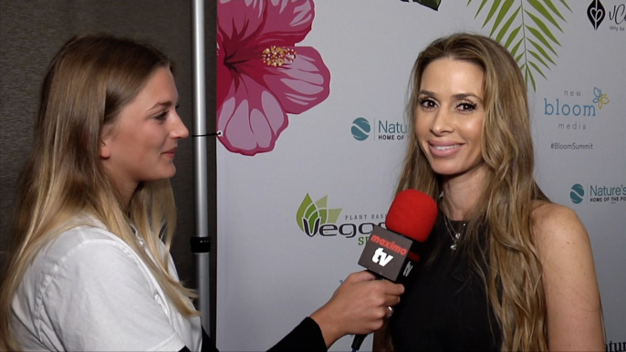 Saarah Samadani Interview "2nd Annual Bloom Summit" Green Carpet