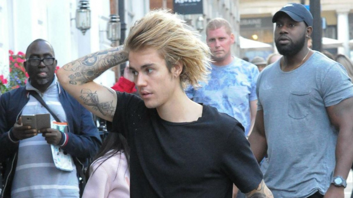 Justin Bieber reta a Tom Cruise a una pelea de artes marciales mixtas