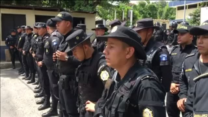 Trump amenaza a Honduras con retirarle su ayuda si no controla la caravana de hondureños que viajan hacia EEUU