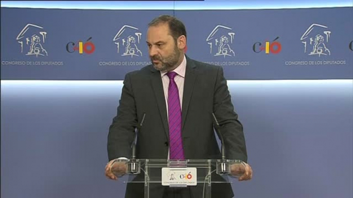 Ábalos: "Hay relevo de Cifuentes a la manera del PP... Este vídeo se produce porque Cifuentes es presidenta todavía"