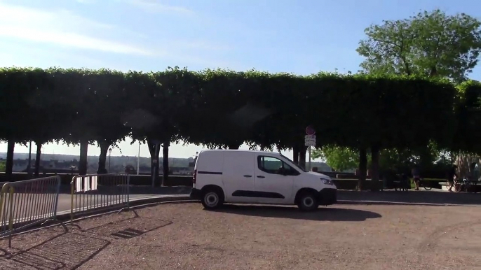 Blois-Terrasse chateau (01)