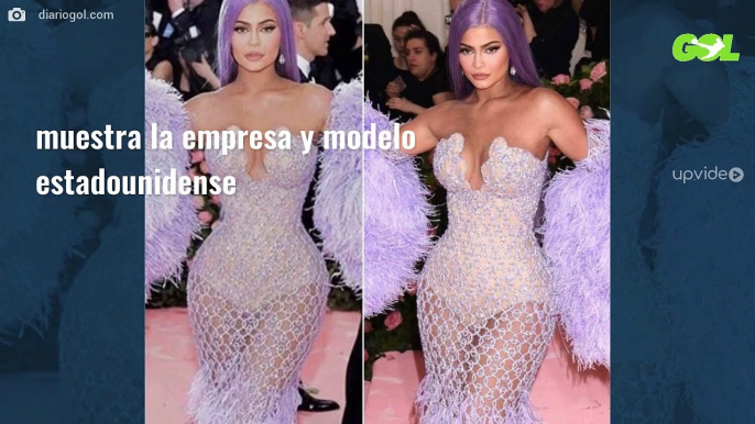 Kylie Jenner enseña lo que esconde debajo del pantalón (y la foto tiene horas y millones)