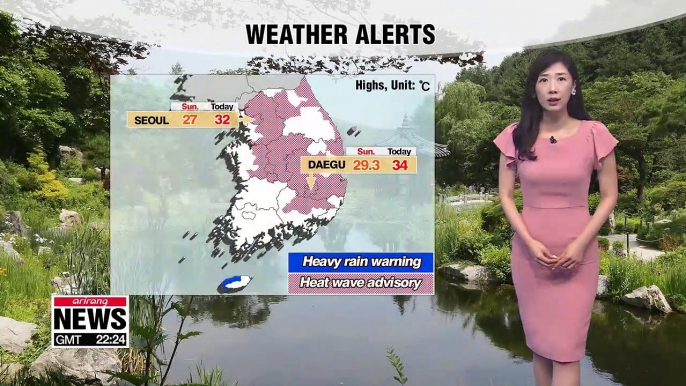 Heat wave alerts in most areas, Jeju under heavy rain advisory