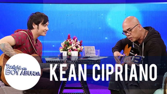 Kean teaches Tito Boy to play the guitar | TWBA