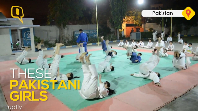 Karachi Girls Learn Martial Arts to Defend Themselves