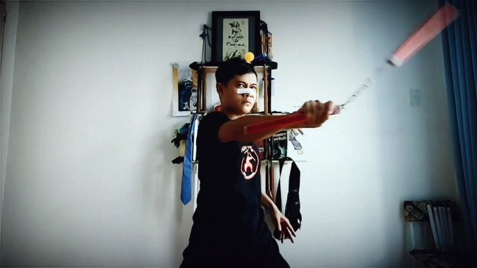 #pingpongchallenge with #nunchaku (For fun). Thử thách dùng côn (Xích 18cm) quật rớt 2 trái banh bàn