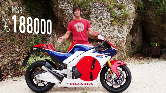 Honda RC213V-S - MotoGP Streetbike - unboxing motorcycle