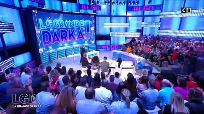 Regardez les premières minutes de la nouvelle émission de Cyril Hanouna, "La grande Darka" qui a été diffusée hier pour la première fois sur C8 à la place de Thierry Ardisson