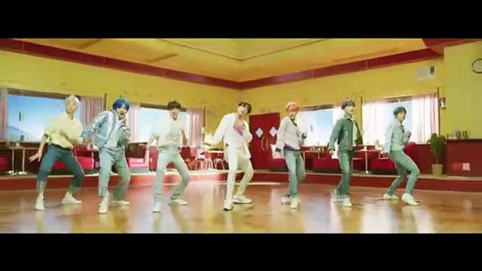BTS (방탄소년단) '작은 것들을 위한 시 (Boy With Luv) feat. Halsey' Official MV