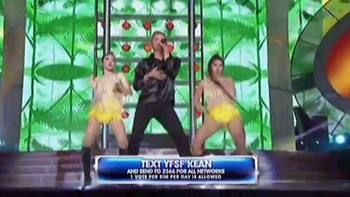 Reprise: Kean Cipriano as Ricky Martin - ""Livin' La Vida Loca""