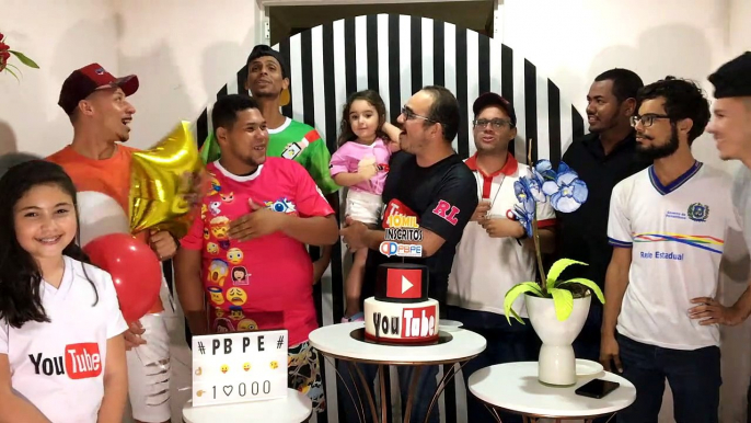 Comemorando 10 mil inscritos no canal