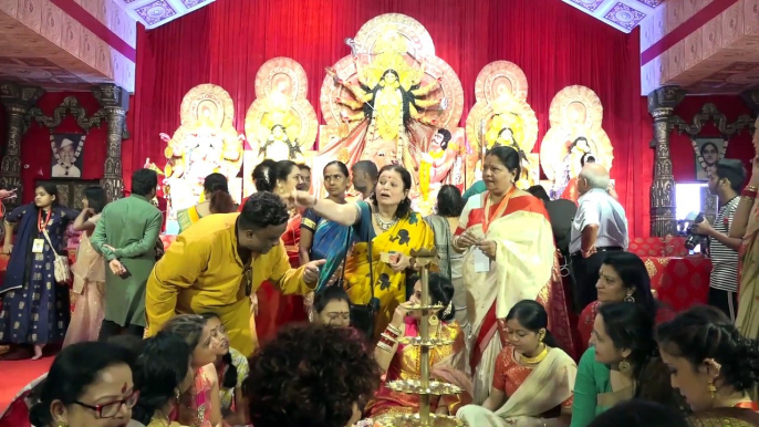 Kajol, Rani Mukherjee, Tanuja, Sumona & Others At Grand Durga Puja-1