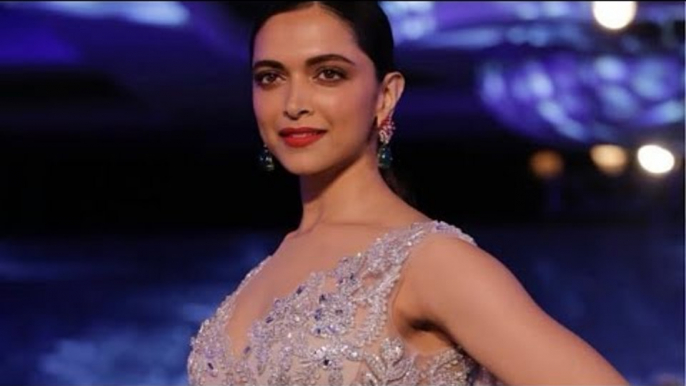 Deepika Padukone Walks the Ramp for Manish Malhotra At Mijwan Fashion Show 2018 | SpotboyE