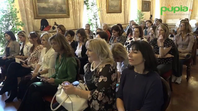 Napoli - ''Percorsi di vita'' per curare donne col cancro al seno (29.10.19)