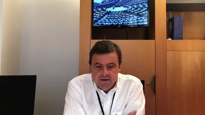 Calenda - Giocate con la politica non con #ILVA (04.11.19)