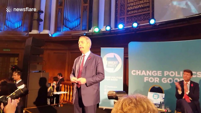 Nigel Farage leads Brexit Party rally ahead of December election