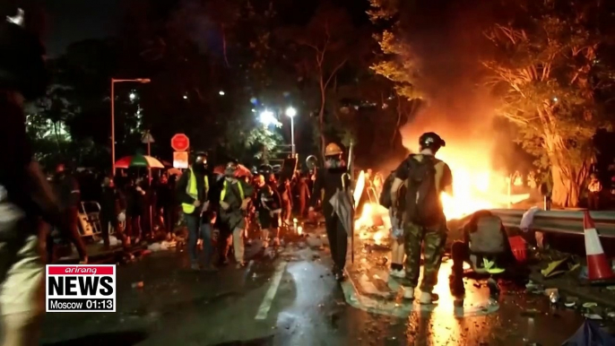 Hong Kong protests: university becomes battleground between protesters, police