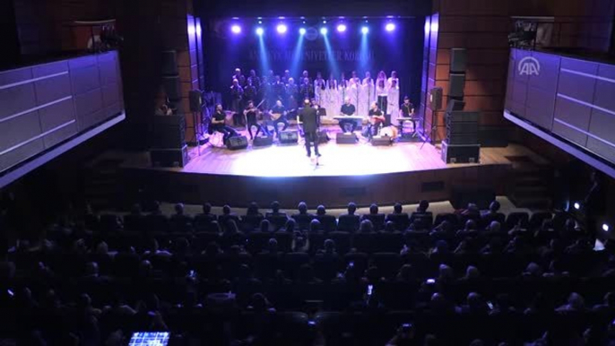 Antakya Medeniyetler Korosu konser verdi