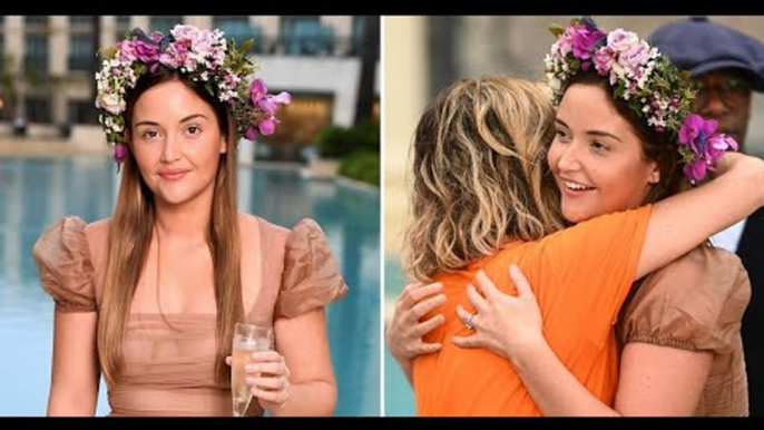 I'm A Celeb queen Jacqueline Jossa puts wedding ring back on